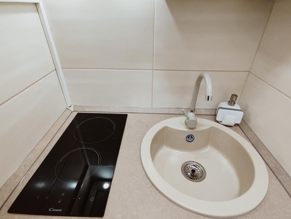 Central Palace Apartman Debrecen Esterno foto